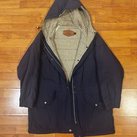 Woolrich Jackets & Blazers - Woolrich Vintage Hooded Parka Coat in Midnight Navy with Wool Lining Size Medium